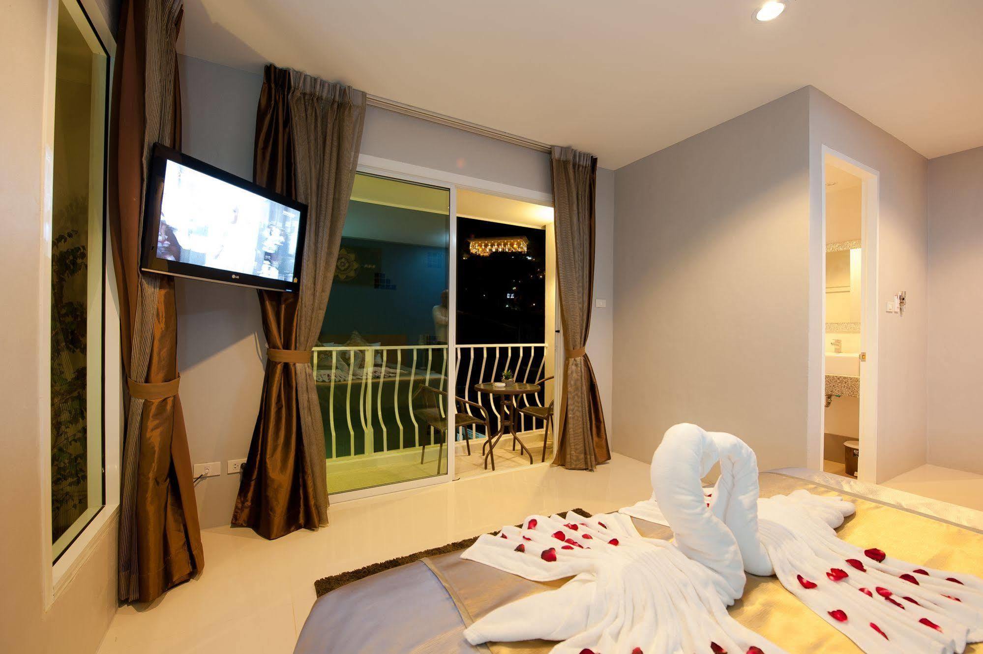 Rama Kata Beach Hotel 外观 照片
